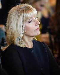 Lorna Goodman's Instagram, Twitter & Facebook