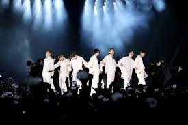 Korean Reporter Reveals Bts Need Respirators After Exhausting Themselves On Stage Koreaboo Bts Concert Concert Bts Jimin