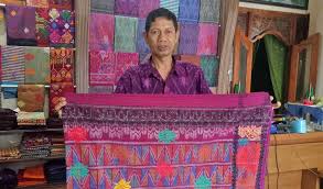 Maybe you would like to learn more about one of these? Ketut Rajin Padukan Songket Dan Endek Cybertokoh Com