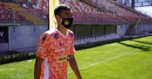 Maybe you would like to learn more about one of these? Exito En Preventa De Camiseta Oficial 2021 De Cobreloa Enlalinea Cl El Diario Digital De Calama