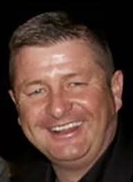 Two runaway gangsters fled Scotland after assuming fake identities, court  hears