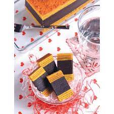 In low speed, add in eggs one at a time, add in vanilla essence and mix well. Bco 77 Resipi Kek Lapis Sarawak Shopee Singapore