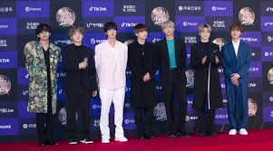 I do not own any . Golden Disc Awards 2020 K Pop Idol Red Carpet Fashion