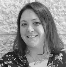 Lenora Stein's Instagram, Twitter & Facebook