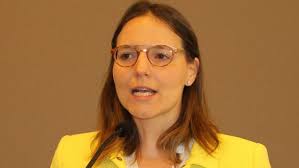 Dra. Elvira Mora: "Se necesitan ya nuevos tratamientos hematológicos"