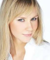 Beth Hoyt, Performer