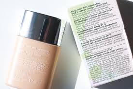 Read reviews and browse expert application tips. Clinique Even Better Glow Foundation Auftrag Haltbarkeit Innenaussen