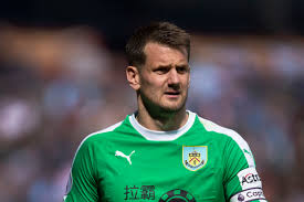 Thomas david heaton (born 15 april 1986) is an english professional footballer who plays as a goalkeeper for premier league tom heaton. Aston Villa Agree Fee For Tom Heaton 7500 To Holte