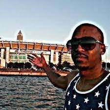 Dwayne Chapple's Instagram, Twitter & Facebook