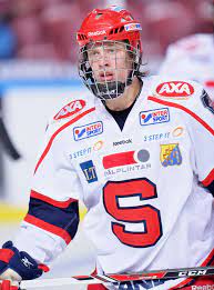 Late milan always wanted his son to pursue a career in hockey, and after his demise, it was pretty tough for david. How Boston Bruins Sniper David Pastrnak Rose To Nhl Stardom