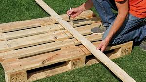 Palettensessel Bauen Bauanleitung Fur Gartensessel Aus Paletten Paletten Sessel Gartensessel Outdoor Sessel