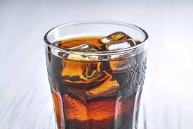 国际观察】塑料瓶与铝罐的博弈：可口可乐的环保困局与商业抉择-科 ...