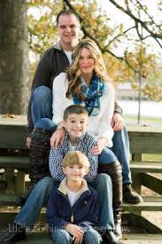 Fall Family Photography Wonderful Family Of 4 With Images Family Picture Outfits