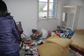 Video A Ploermel Les Proprietaires Retrouvent Leur Maison Louee Entierement Devastee Pontivy Maville Com