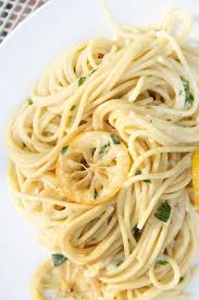Three Cheese Lemon Spaghetti The Sinfully Silky Cheese Sauce Coats Every Strand Of Pasta Lemon Spaghetti Lemon Pasta Recipes Lemon Pasta