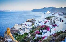 Grecia (în greacă ελλάδα, transliterat: Vremea In Grecia AtenÈie TuriÈti Temperaturile In UrmÄtoarea LunÄ Pentru Atena Lefkada Thassos Kos Èi Santorini
