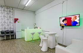 Entonces, te proponemos que en lugar de jugar a juegos como las películas o el limbo, te apuntes a otras versiones un tanto más picantes que amenizarán vuestra velada. Celebracion De Cumpleanos Infantiles Y Fiestas Privadas Party Event