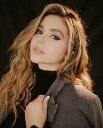 Una de mis facetas y labores favoritasss 🌸🍿💘🧚🏻‍♂️✨ Y un recorderis en  la tercera !!☁️ Nuestros sueños están en nuestros corazones y en nuestra  mente por algo, y en nosotros esta trabajarlos,