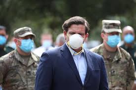 Jun 04, 2021 · desantis signing bills gov. Florida Gov Ron Desantis Has No Idea How To Wear A Protective Mask