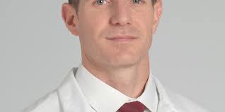 Cleveland Clinic names Dr. Thomas E. Mroz chair of its Orthopaedic and  Rheumatologic Institute