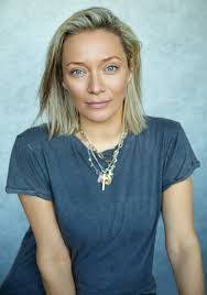 Jennifer Matter's Instagram, Twitter & Facebook