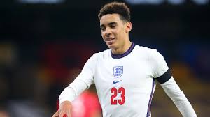 His dual citizenship has seen him represent both england and germany at. Bayern Talent Musiala Mit Starkem Debut Fur Englands U21 Zu Gut Fur Den Dfb