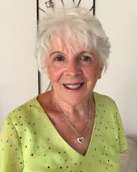 Agnes MacIntyre Obituary