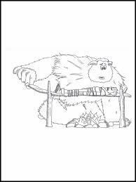 Os desenhos podem ser coloridos com vários tipos de lápis de cor, com canetinha, com giz de cera e até com tinta guache. Desenhos Para Colorir Samllfoot Pepequeno15