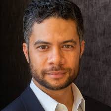 Lee Pham's Instagram, Twitter & Facebook