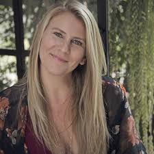 Kelly Turgeon's Instagram, Twitter & Facebook