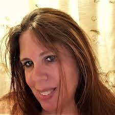 Amanda Updike's Instagram, Twitter & Facebook