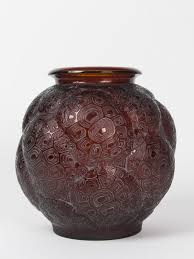 Rene Lalique 1860 1945 Tortues Vase En Verre Moule Presse Couleur Ambre Profonde Modele Cree En 1926 Signe En C Glass Bottles Art Lalique Jewelry Lalique