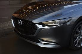Including destination charge, it arrives with a manufacturer's suggested retail price (msrp) of about $20,650. Der Mazda3 Sedan 2021