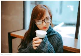 Ini semua berlaku lepas aku pakai cermin mata. Wanita Memakai Cermin Mata Lebih Cantik Di Mata Lelaki Kajian Gaya Hidup Cari Infonet