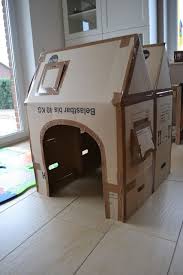 Menschenskinder Diy Haus Aus Pappkarton Karton Kinder Kartonhaus Haus Aus Pappe