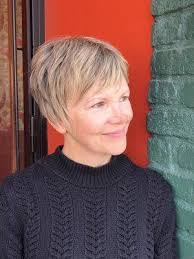 Amanda Furlong's Instagram, Twitter & Facebook