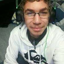 Stream Kaleb Larson music