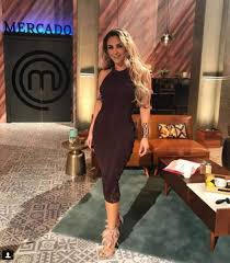 Aracely arámbula engalanará la pantalla de telemundo nuevamente a principios del 2018 en el programa masterchef latino. Aracely Arambula Hace Arder Master Chef Latino Con Sensual Vestido Diario El Heraldo