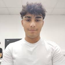 🎓✨ El pasado viernes marqué el cierre de una etapa inolvidable al recibir  mi título universitario como Ingeniero en Computación e Informática en la  Universidad Católica del Norte.