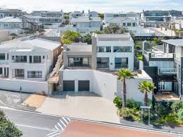4 Bedroom House For Sale in Bloubergstrand by REMAX