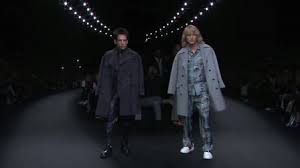 < zobrazit všechny videa v kategorii trailery, filmy, seriály. Zoolander 2 Szinkronos Elozetes Zoolander Videa