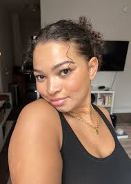 These New Faces Are All About Self Acceptance