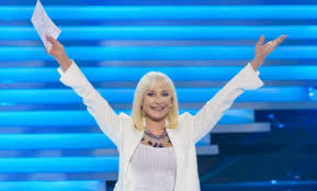 Carra raffaella — a far l'amore comincia tu 02:43. Duklf1awhfiahm