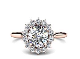 21 Non Traditional Engagement Rings For The Unconventional Bride Alyans Taki Ve Dugun