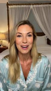 Vivian Stacy's Instagram, Twitter & Facebook