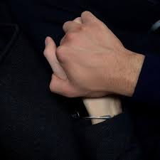 Pin By Varsha Kol On Hurts Couple Hands Tumblr Couples Couple Aesthetic