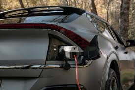 Go the distance in the kia ev6. Fully Electric 2022 Kia Ev6 Draws Mostly On Steel Even On Exterior Repairer Driven Newsrepairer Driven News