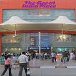 Noida girl commits suicide jumping