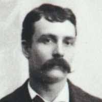 Edward Bare's Instagram, Twitter & Facebook