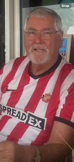 Yellow pink black and green Rangers pictures in chat please